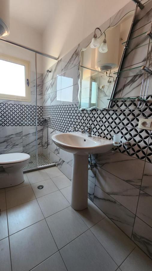 Andrea Bashuri Hotel Divjaka Kültér fotó