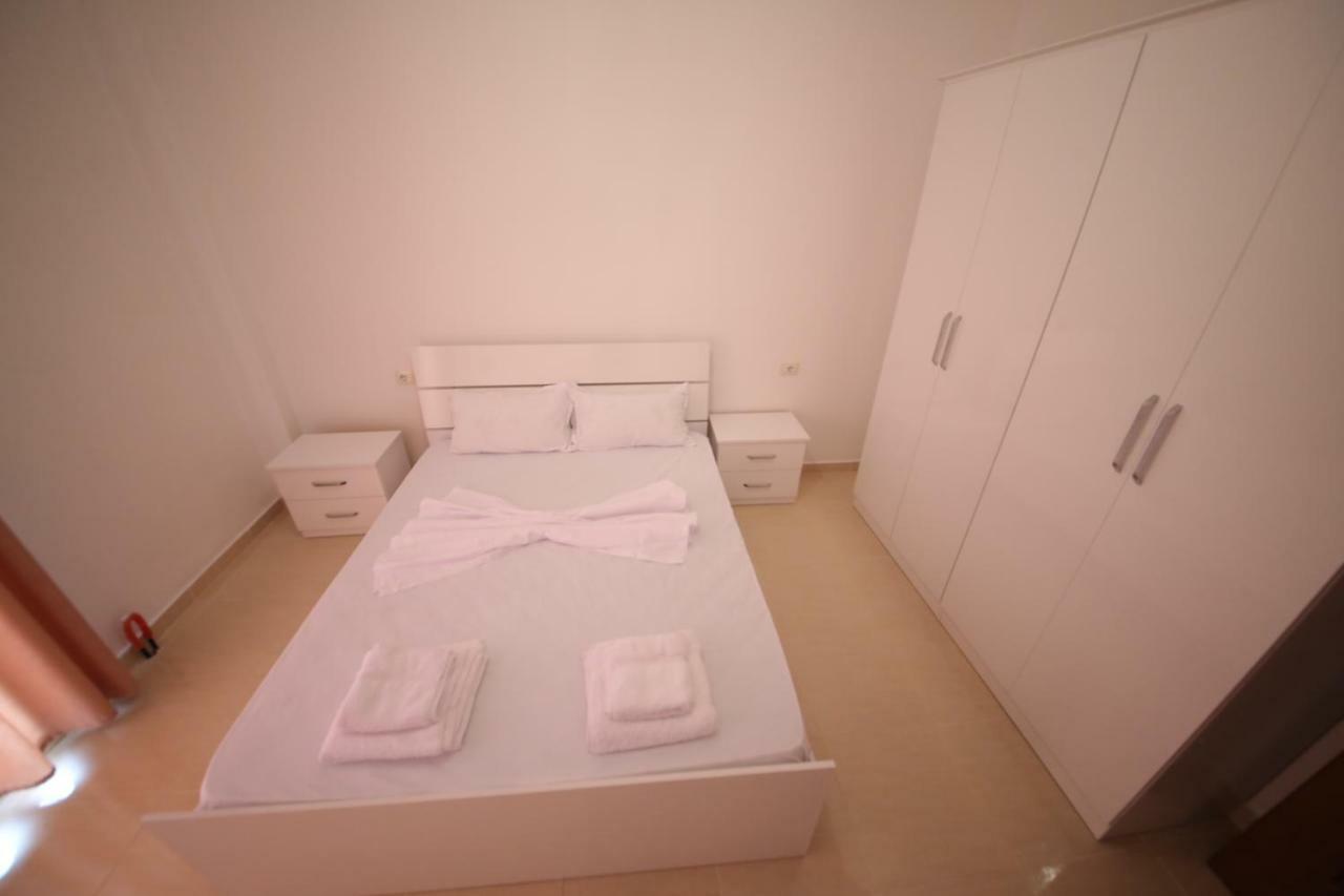 Andrea Bashuri Hotel Divjaka Kültér fotó